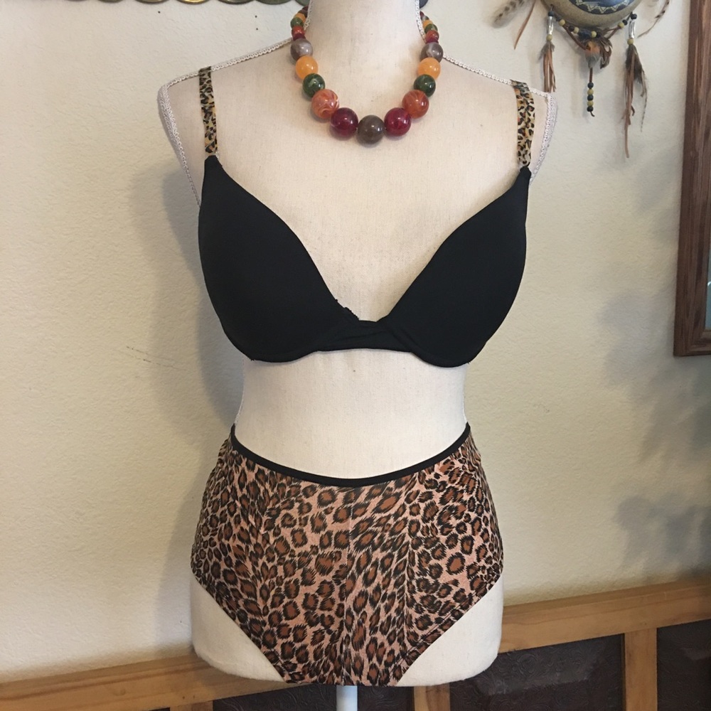 Mudd padded bra animal print straps panty set